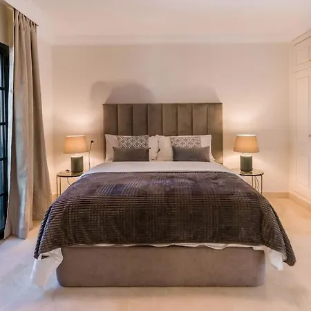 빌라 19 Duquesa Del Duque 3 Bedrooms 아데제