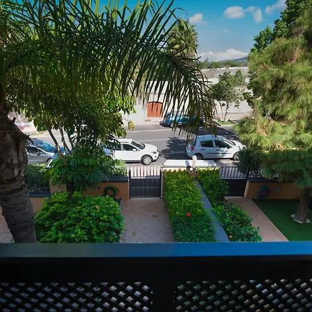 19 Duquesa Del Duque 3 Bedrooms 빌라 *