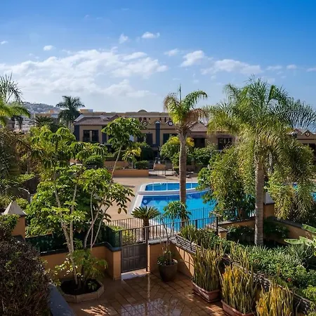 19 Duquesa Del Duque 3 Bedrooms Willa