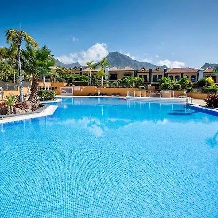 19 Duquesa Del Duque 3 Bedrooms Vila