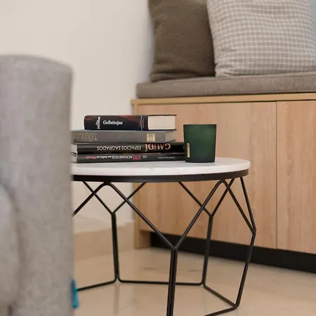 19 Duquesa Del Duque 3 Bedrooms *