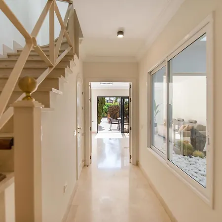 19 Duquesa Del Duque 3 Bedrooms Вілла *