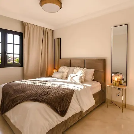 فيلة 19 Duquesa Del Duque 3 Bedrooms *