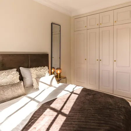 19 Duquesa Del Duque 3 Bedrooms Вілла Адехе